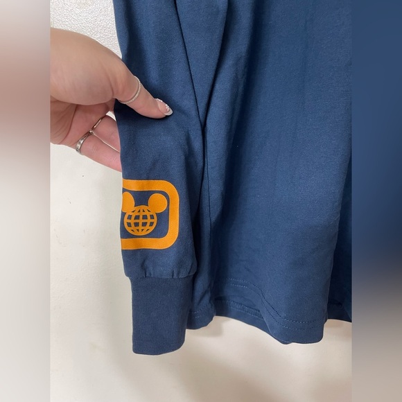 Disney Navy Walt Disney World Blue Crewneck Long Sleeve Tshirt - Picture 3 of 5